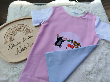 Kinder T-Shirt Gr. 122 Maulwurf mit Kirschen im Sommer