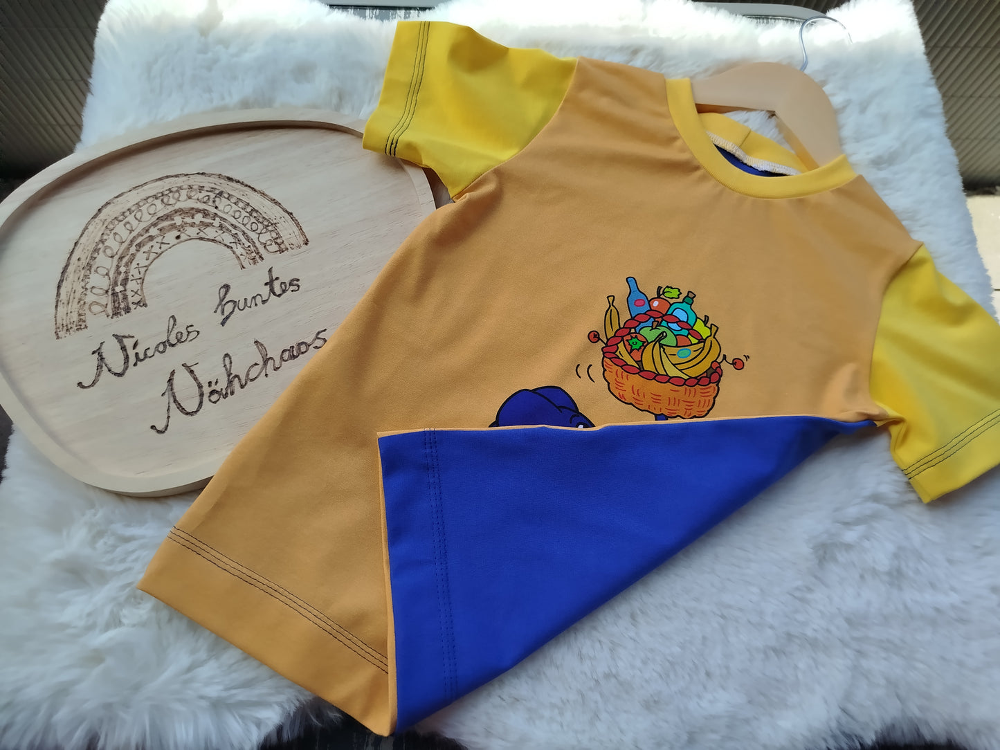 Kinder T-Shirt Gr. 116 Der Elefant (Sendung mit der Maus) mit Leckereien